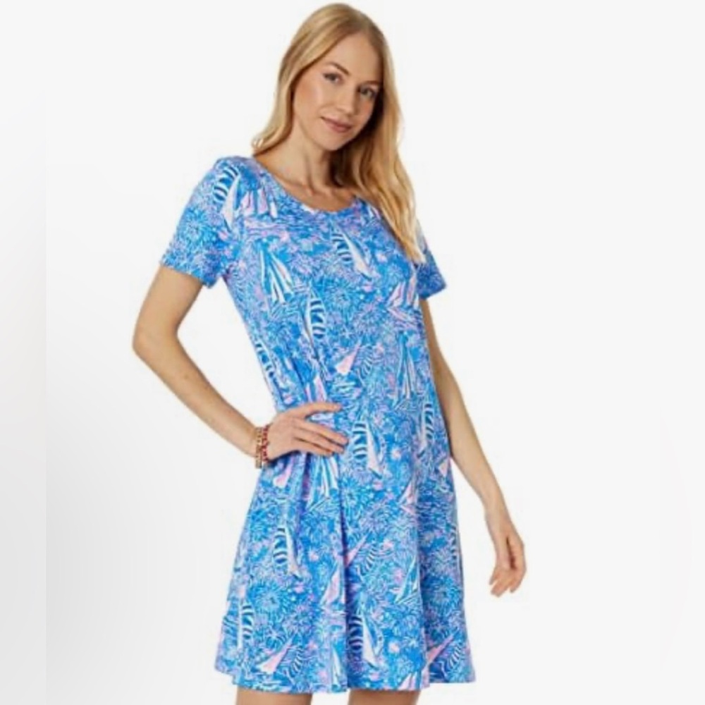 EUC Lilly Pulitzer Cody T shirt dress Sailabration Fourth of July Fireworks 4th
